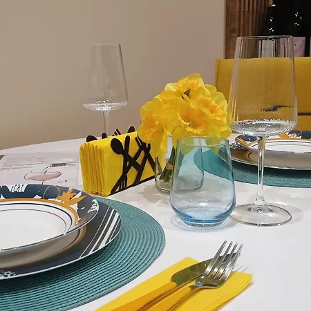 Apartament Oasis Near Airport, Iec, Metro Station By Keybox *